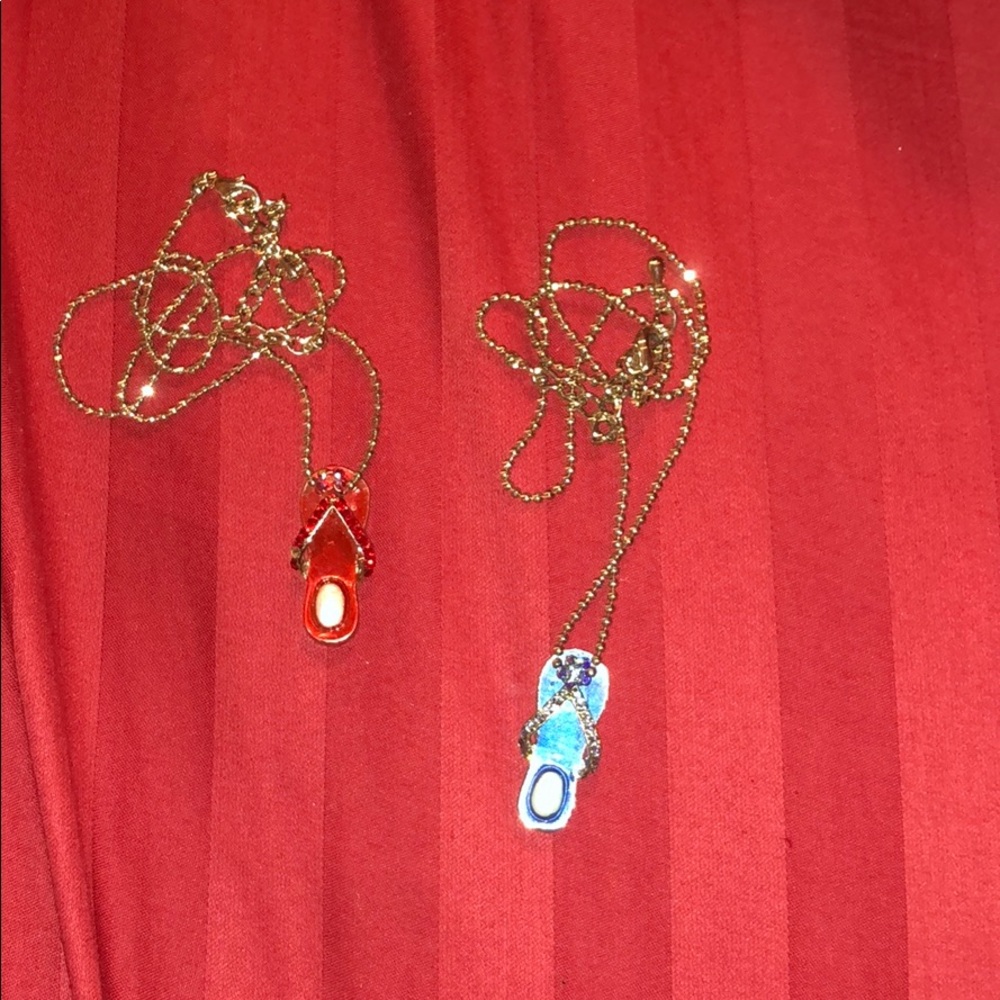 🌀2 Flip Flop Necklaces